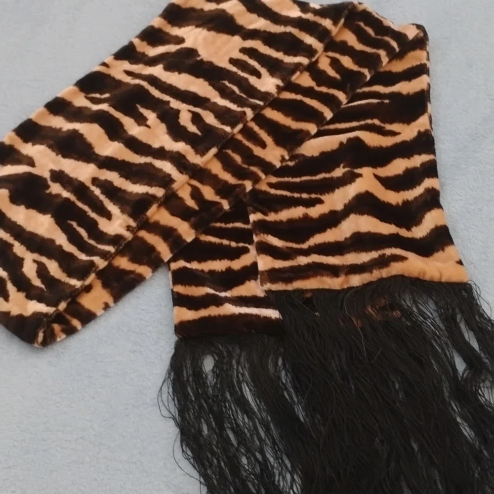 Ladies Scarf
